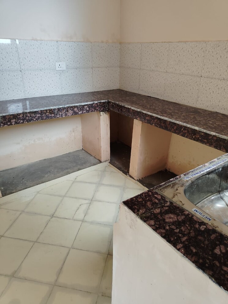 Kitchen, unitech-south-city 2 Bedroom 1200 Sq.Ft. Apartment In South City Lucknow 7471601