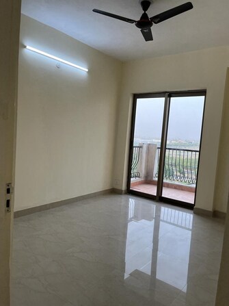 3 BHK Apartment For Rent in Eros Sampoornam Mart Sector 2 Greater Noida Greater Noida  7471822