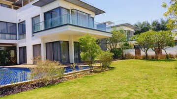 4 BHK Villa – Garden View at Embassy Boulevard, Yelahanka - for Rent