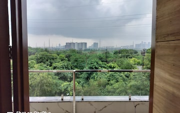 4 BHK Builder Floor For Sale in Pratap Vihar GDA Flats, Pratap Vihar