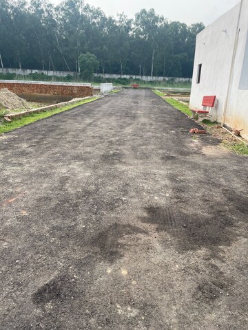  Plot – Exterior View View at Dhoom Manikpur - for Sale