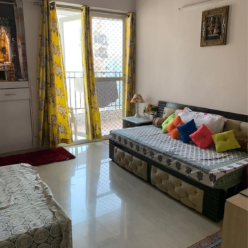 Bedroom in 3 BHK Apartment at Nirala Estate, Amrapali Dream Valley – for Sale