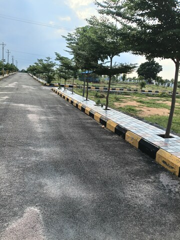  Plot For Sale in Shamirpet
