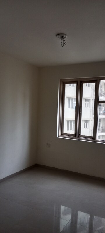 Room in 3 BHK Apartment at Krish Icon, Alwar Bypass Road – for Sale
