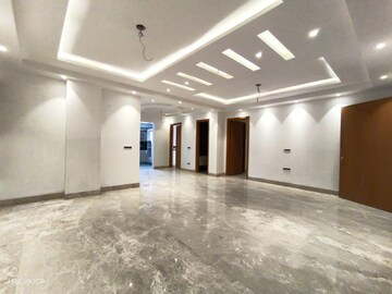 Room in 4 BHK Builder Floor at Vasant Kunj – for Sale