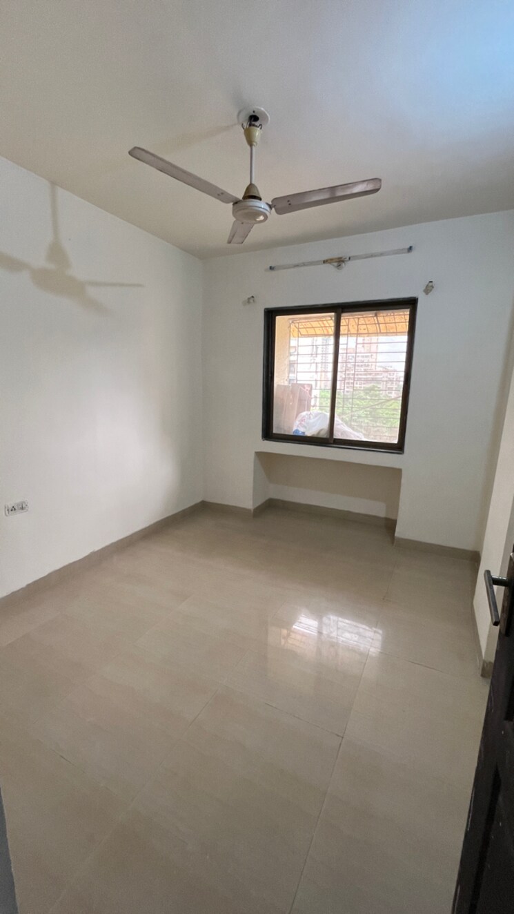 Room, shreenathji-tower 2 Bedroom 950 Sq.Ft. Apartment In Parnaka Thane 7472593