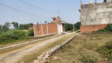  Plot – Exterior View View at Star City, Alambagh - for Sale