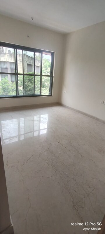 Room in 3 BHK Apartment at K Raheja Ascencio, Chandivali – for Sale