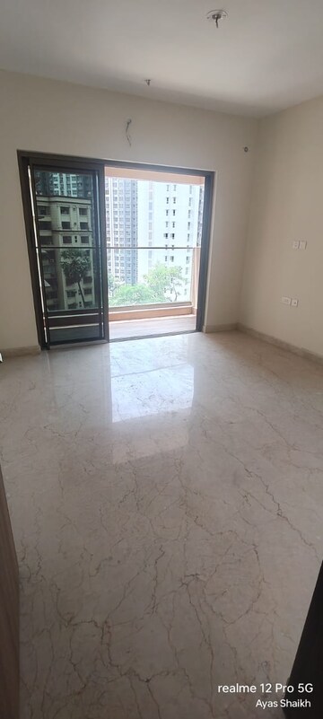 Room in 3 BHK Apartment at K Raheja Ascencio, Chandivali – for Sale
