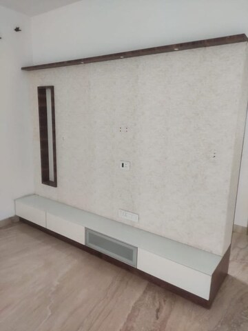 Room in 2 BHK Apartment at Marvel Arco, Hadapsar – for Sale