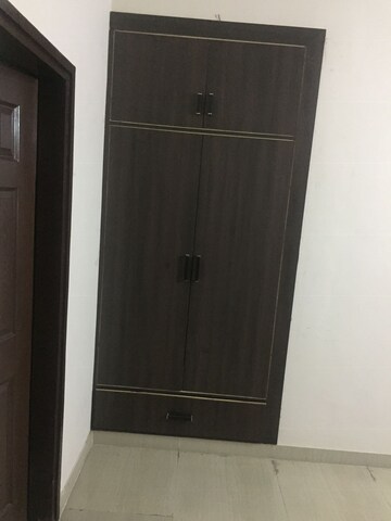 Furnished Amenities in 2 BHK Apartment at Logix Blossom County, Sector 137 – for Sale