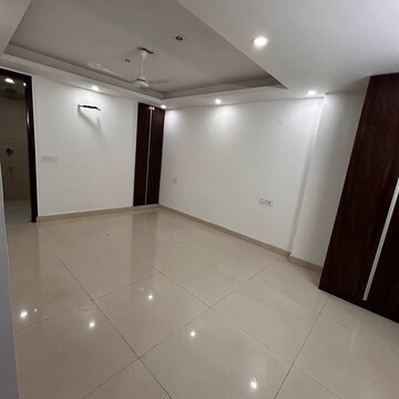 Room in 3.5 BHK Builder Floor at Chattarpur – for Sale