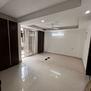 Room in 3.5 BHK Builder Floor at Chattarpur – for Sale