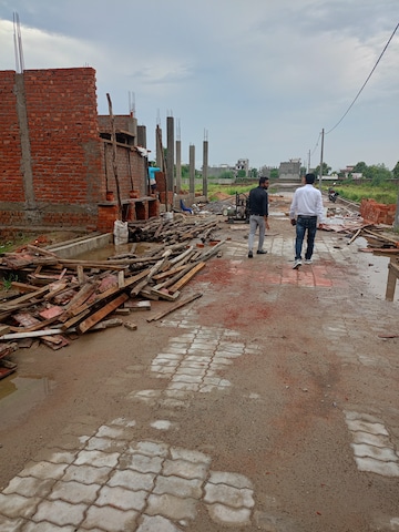  Plot – Exterior View View at Gomti Nagar - for Sale
