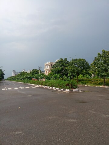  Plot For Sale in Altus Prime, North Mullanpur