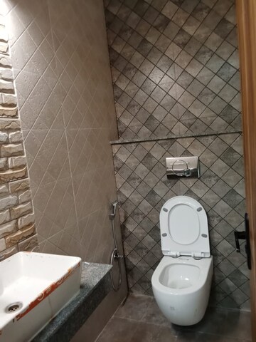 Bathroom in 3 BHK Apartment at Skyline Speedway Avenue, Sector 25 Yamuna Expressway – for Sale