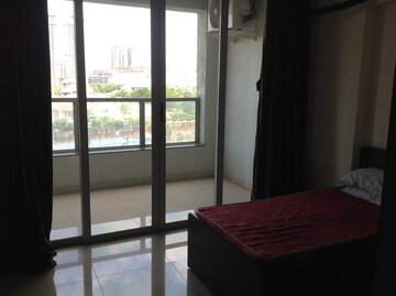 Room in 3 BHK Apartment at Marvel Ritz, Hadapsar – for Sale