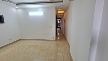 Room in 2 BHK Builder Floor at Lajpat Nagar – for Sale