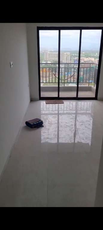 2 BHK Apartment For Rent in Runwal Gardens Dombivli East Thane  7474812