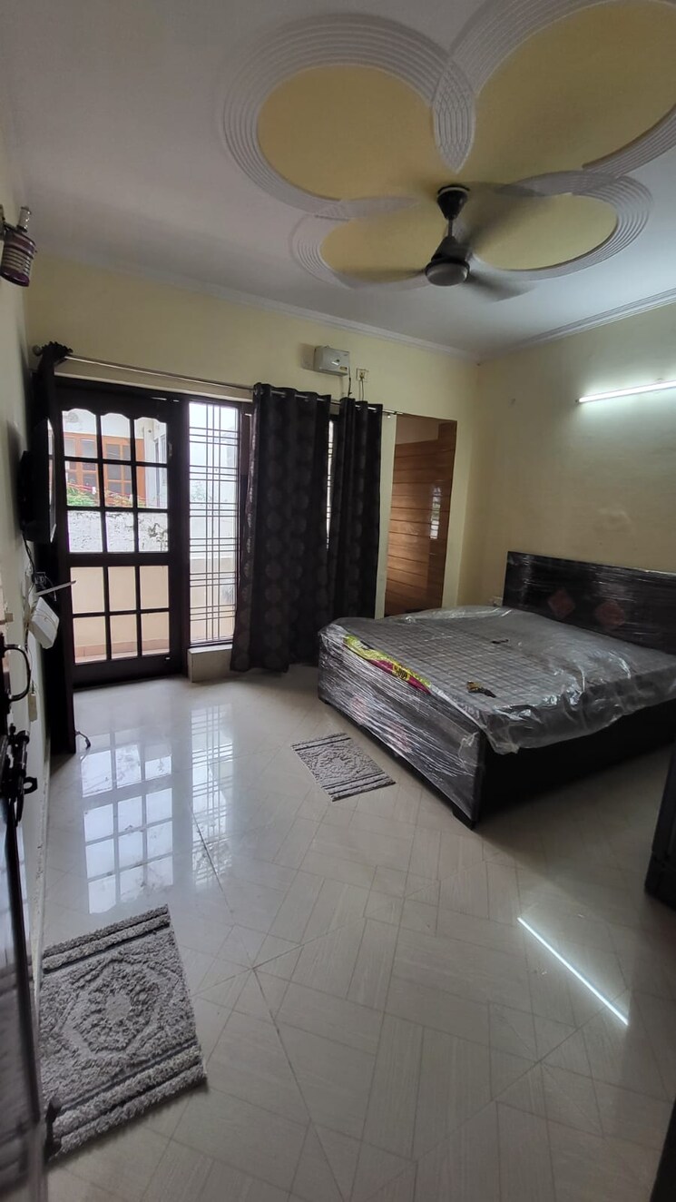 Bedroom, huda-staff-colony 2 Bedroom 900 Sq.Ft. Apartment In Sector 46 Gurgaon 7474875