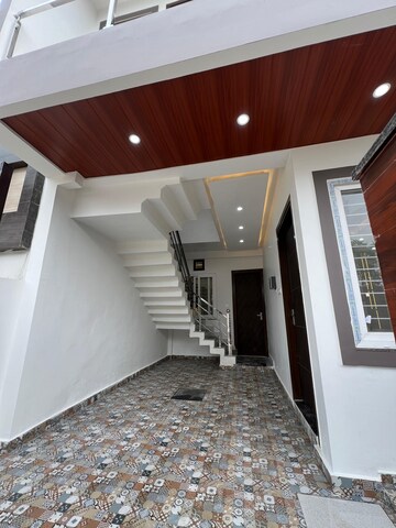 Room in 2 BHK Independent House at Faizabad Road – for Sale