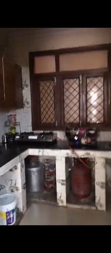 Kitchen in 1 BHK Builder Floor at Maidan Garhi – for Sale