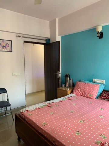 Bedroom in 3.5 BHK Apartment at Nirala Estate, Tech Zone 4 Greater Noida – for Sale