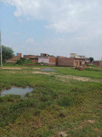  Plot For Sale in Bhopani Village