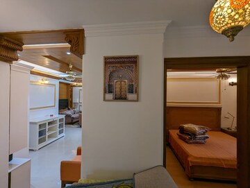 Furnished Amenities in 3 BHK Apartment at BPTP Park Grandeura, Sector 82 – for Sale