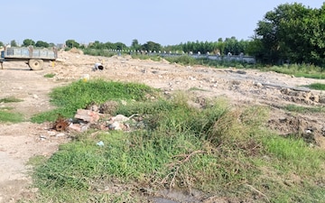 Plot For Sale in Sector 18