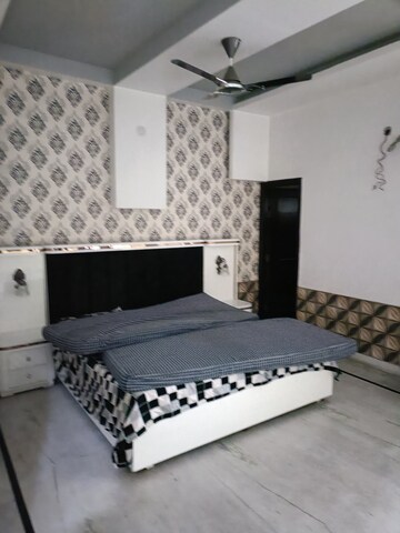 Bedroom in 4 BHK Builder Floor at Sector 13 – for Sale