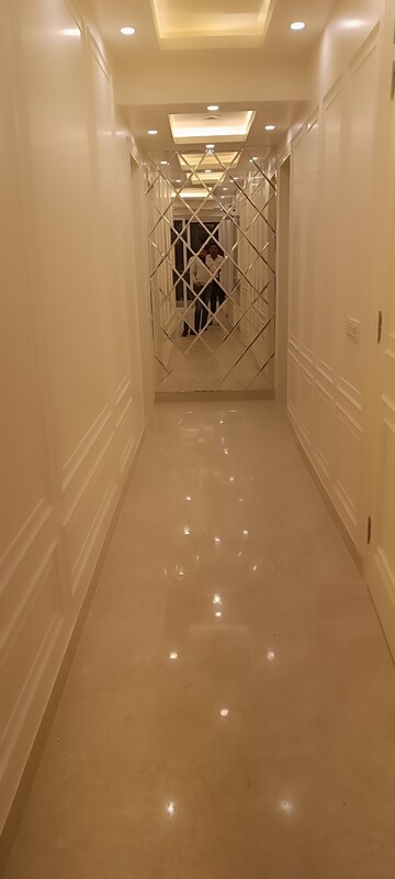 Building Lobby in 3 BHK Apartment at Omaxe Royal Residency, Sector 79 – for Sale