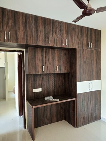 Furnished Amenities in 2.5 BHK Apartment at Signature Global Synera, Sector 81 – for Sale