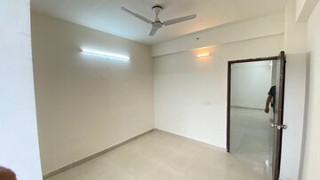 Room in 2 BHK Apartment at Signature Global Orchard Avenue, Sector 93 – for Sale