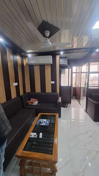 Commercial Office Space 1500 Sq.Ft. For Rent in Hazratganj Lucknow  7476350