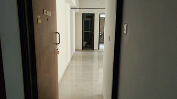 1 BHK Apartment For Sale in Lodha Amara, Kolshet Road