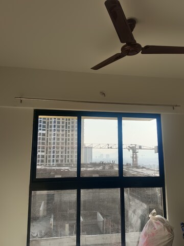 Room in 1.5 BHK Apartment at Runwal Gardens, Dombivli East – for Sale