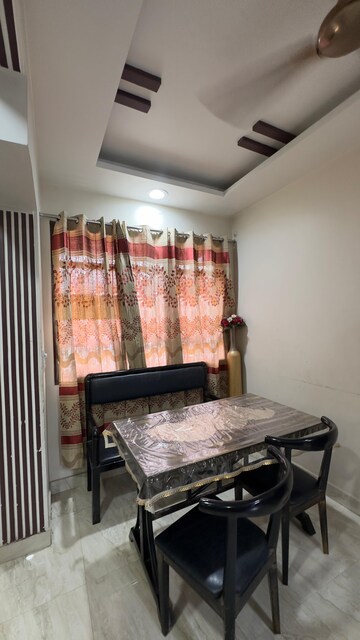 Bedroom in 3 BHK Builder Floor at Palam Vihar – for Sale