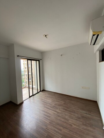 1 BHK Apartment For Rent in Lodha Lakeshore Greens Dombivli East Thane  7477355