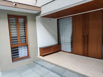 Room in 5 BHK Villa at South Bopal – for Sale