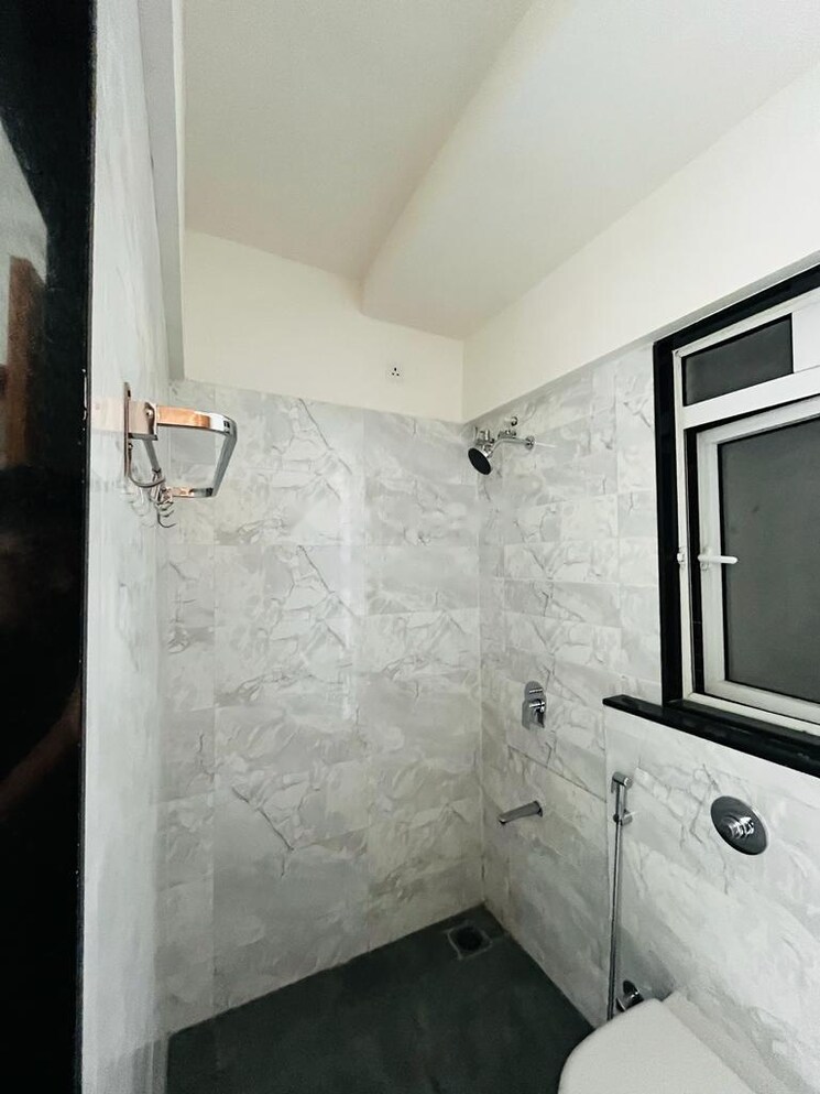 Bathroom, vtp-hilife-phase-2 2 Bedroom 648 Sq.Ft. Apartment In Wakad Pune 7477447