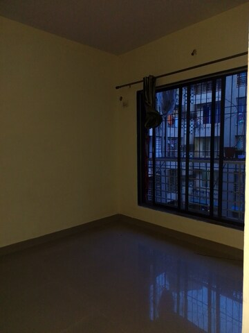 Room in 1 BHK Apartment at Sundaram Plaza, Nalasopara West – for Sale