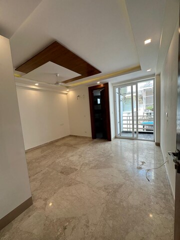 Room in 3 BHK Builder Floor at Ansal Sushant Lok I, Sector 43 – for Sale