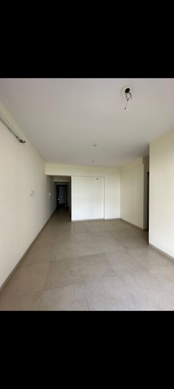 Room in 2 BHK Apartment at Divine Aspen Garden, Goregaon East – for Sale