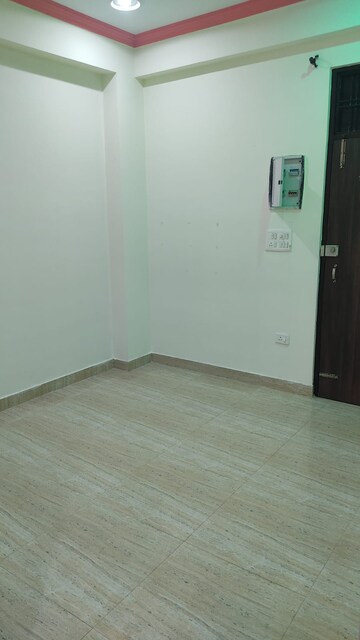 Room in 3 BHK Penthouse at Chinhat – for Sale