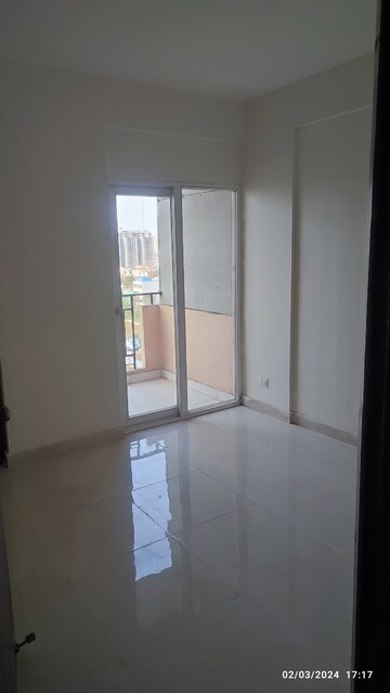2 BHK Apartment For Sale in Signature Global Orchard Avenue, Sector 93