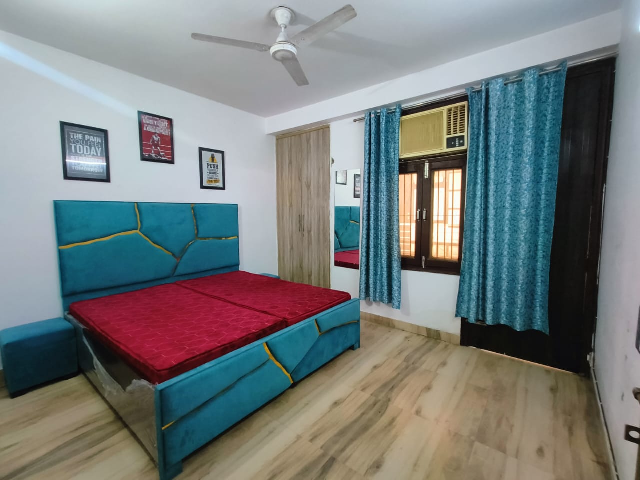 1 BHK Builder Floor For Rent in Freedom Fighters Enclave Delhi  7478185