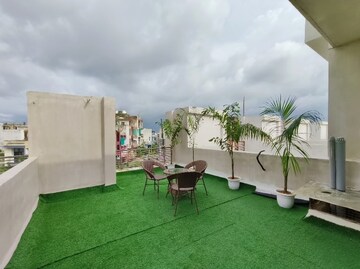 Master Bedroom in 3 BHK Villa at Ajmer Road – for Sale