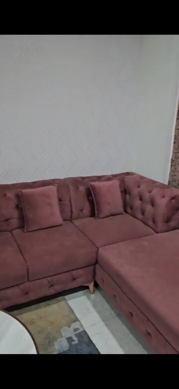 Furnished Amenities in 4 BHK Builder Floor at Sector 21c – for Sale