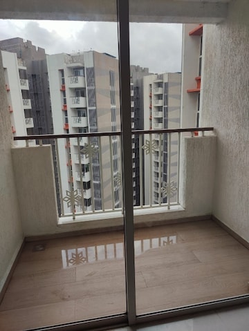 Room in 2 BHK Apartment at Lodha Codename Premier, Dombivli East – for Sale